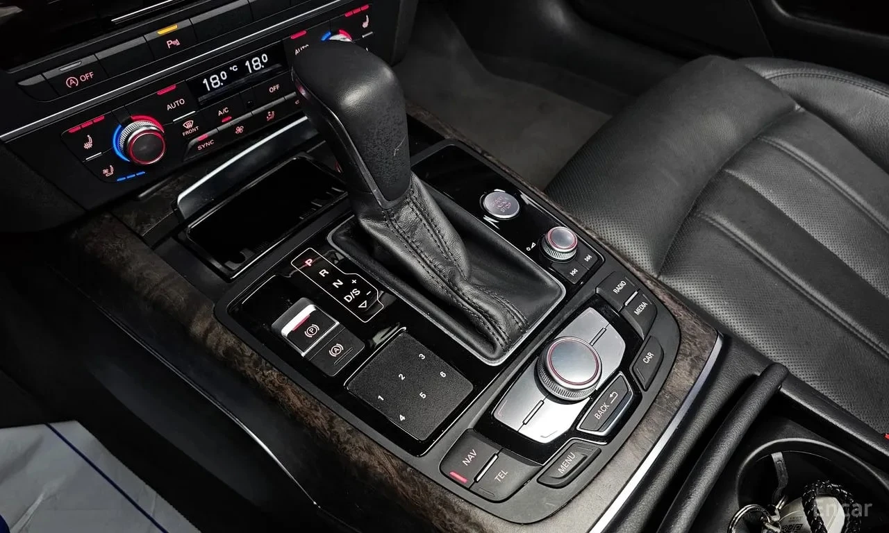 Audi A6 40 TFSI| PANO| ПАМЕТ| ОБДУХВАНЕ| HUD| , снимка 9 - Автомобили и джипове - 55885410