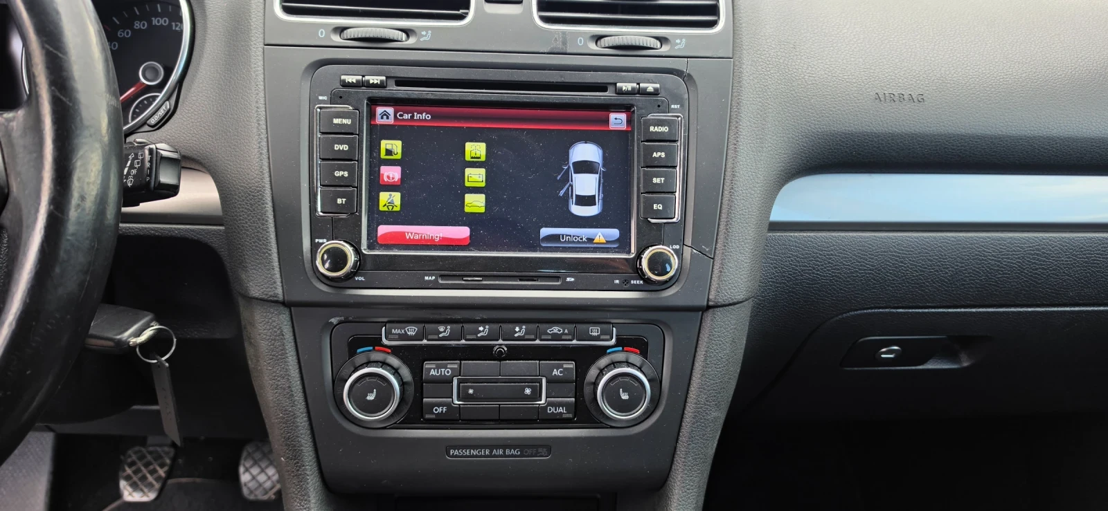 VW Golf 2.0 TDI 110KS, снимка 10 - Автомобили и джипове - 56309519