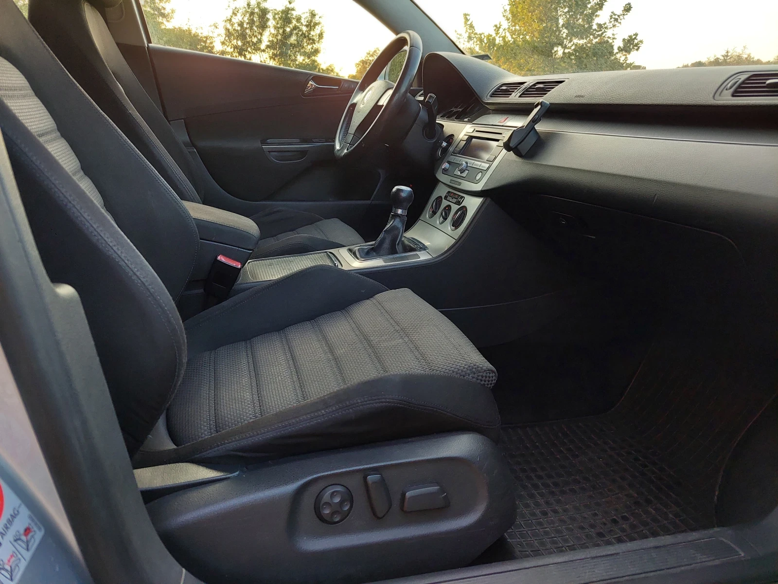 VW Passat 1.9TDI 105, снимка 10 - Автомобили и джипове - 56382832