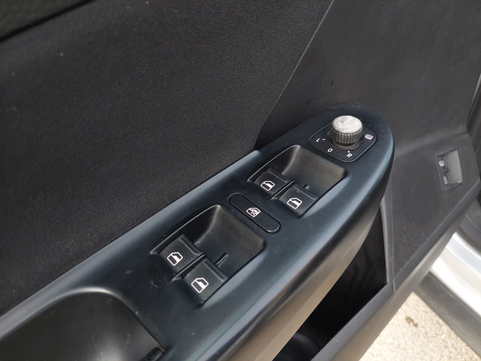 VW Passat 1.9TDI 105, снимка 13 - Автомобили и джипове - 56382832