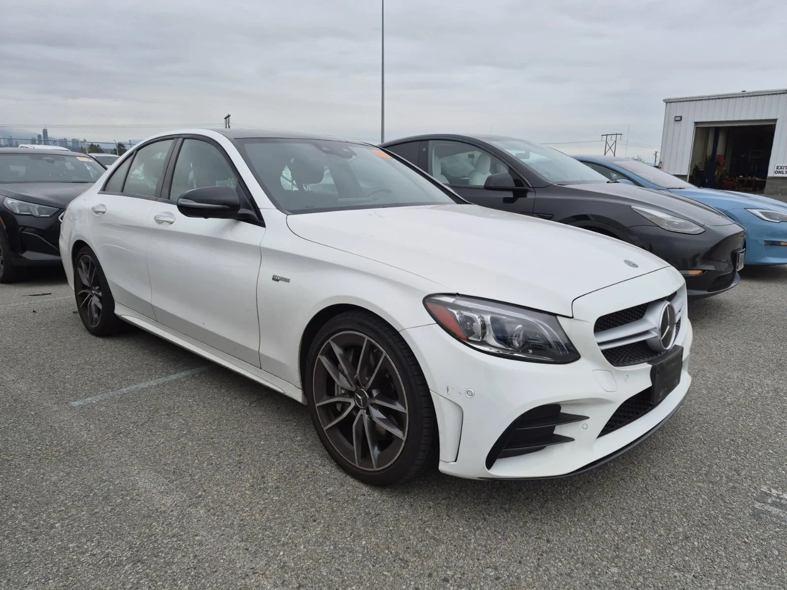 Mercedes-Benz C 43 AMG CARFAX ������� | 2019 | 25 835 �� | Mobile.bg � ����������� 2