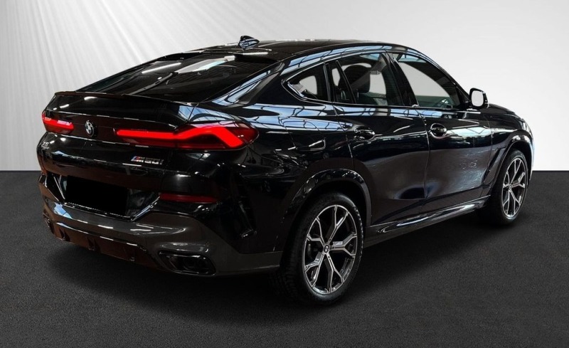 BMW X6 M50i панорама, Head Up Display, Bowers & Wilkins , снимка 3 - Автомобили и джипове - 44682306