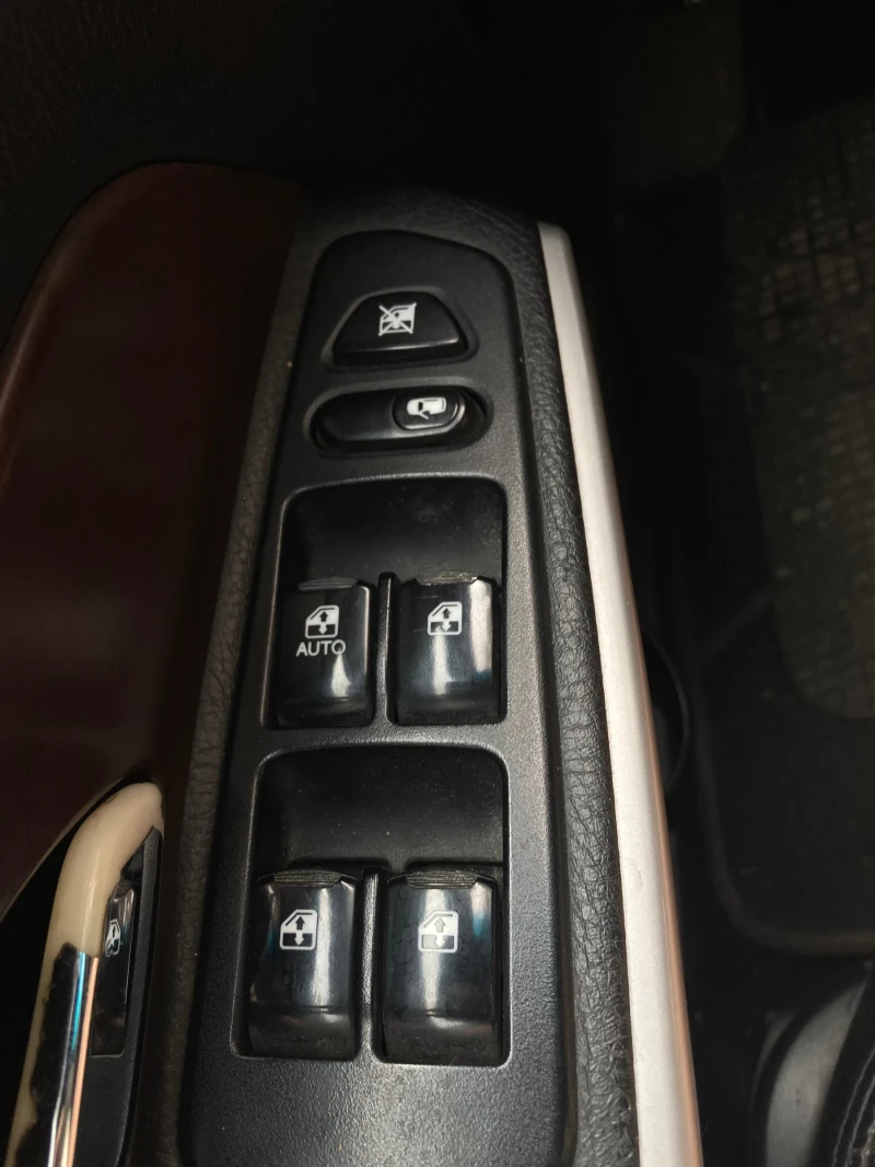 SsangYong Rexton 2.7 Xdi 165к.с., снимка 10 - Автомобили и джипове - 50213864