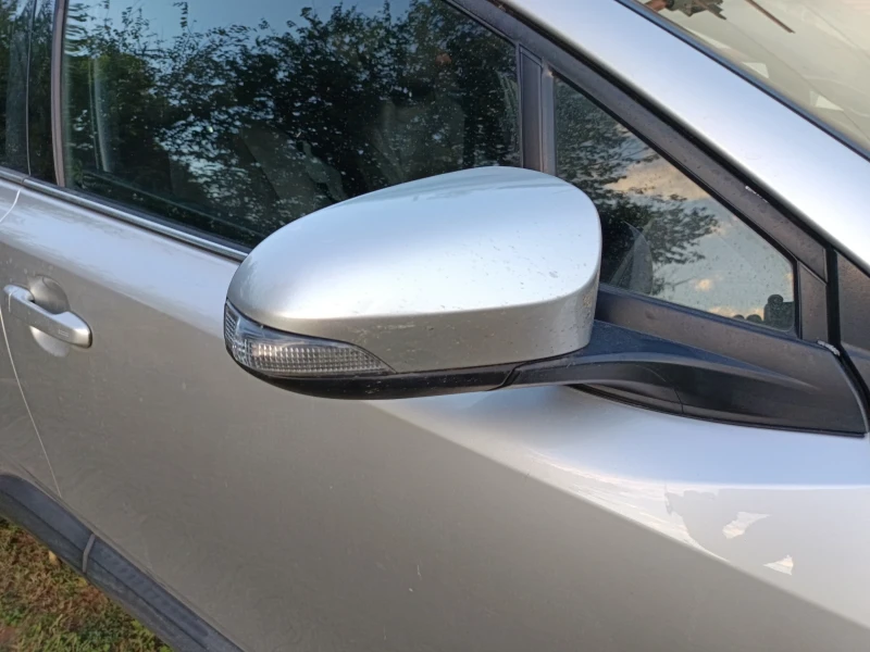 Toyota C-HR 1.8 Hybrid , снимка 9 - Автомобили и джипове - 52714602