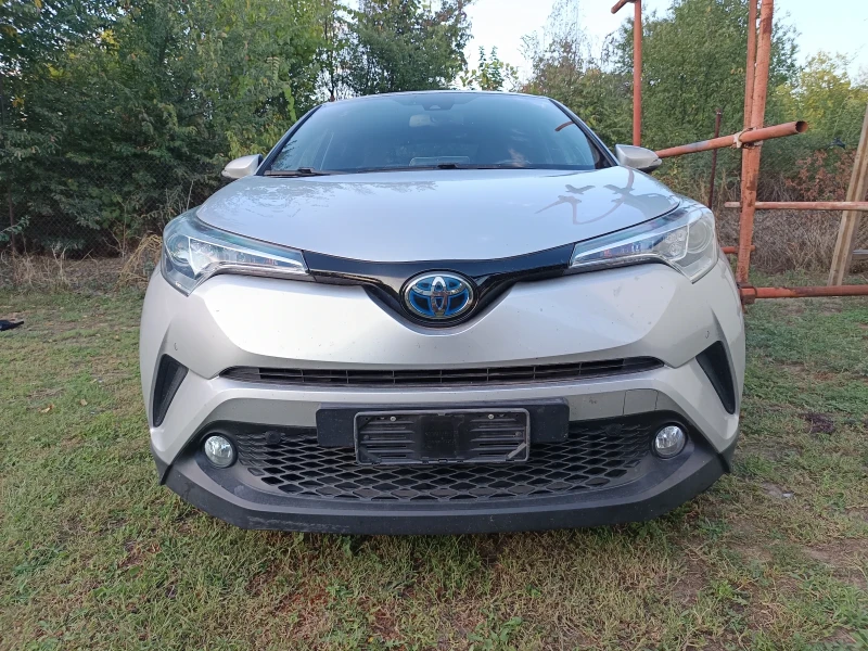 Toyota C-HR 1.8 Hybrid , снимка 12 - Автомобили и джипове - 52714602