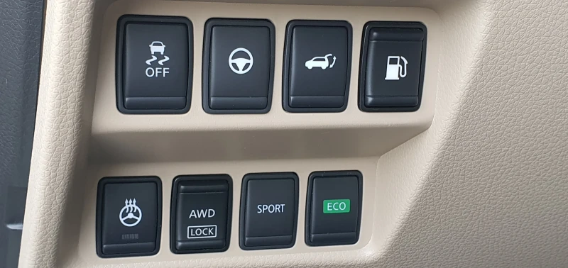 Nissan X-trail 2.5 SL AWD 90 000 км, снимка 3 - Автомобили и джипове - 52656699