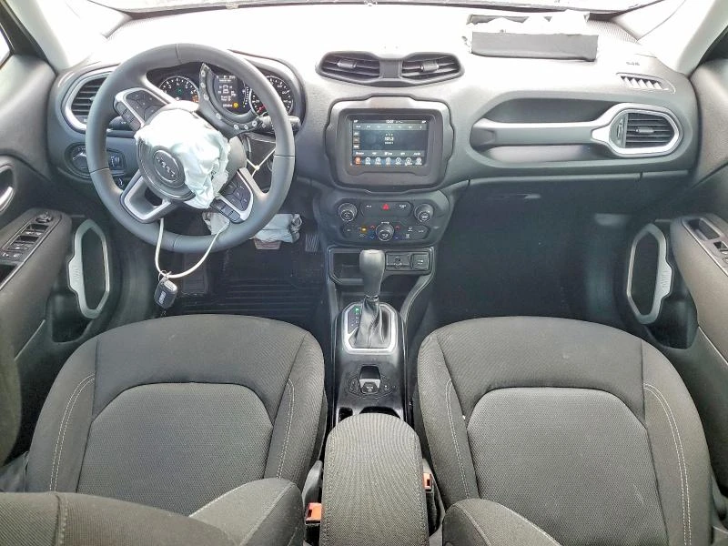 Jeep Renegade 2.4L 4 Front-wheel Drive, снимка 14 - Автомобили и джипове - 53648721
