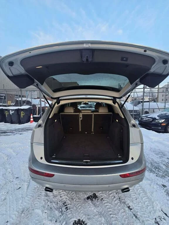 Audi Q5 3.0T* QUATTRO* АвтоКредит* (ЦЕНА ДО БГ), снимка 9 - Автомобили и джипове - 54033452