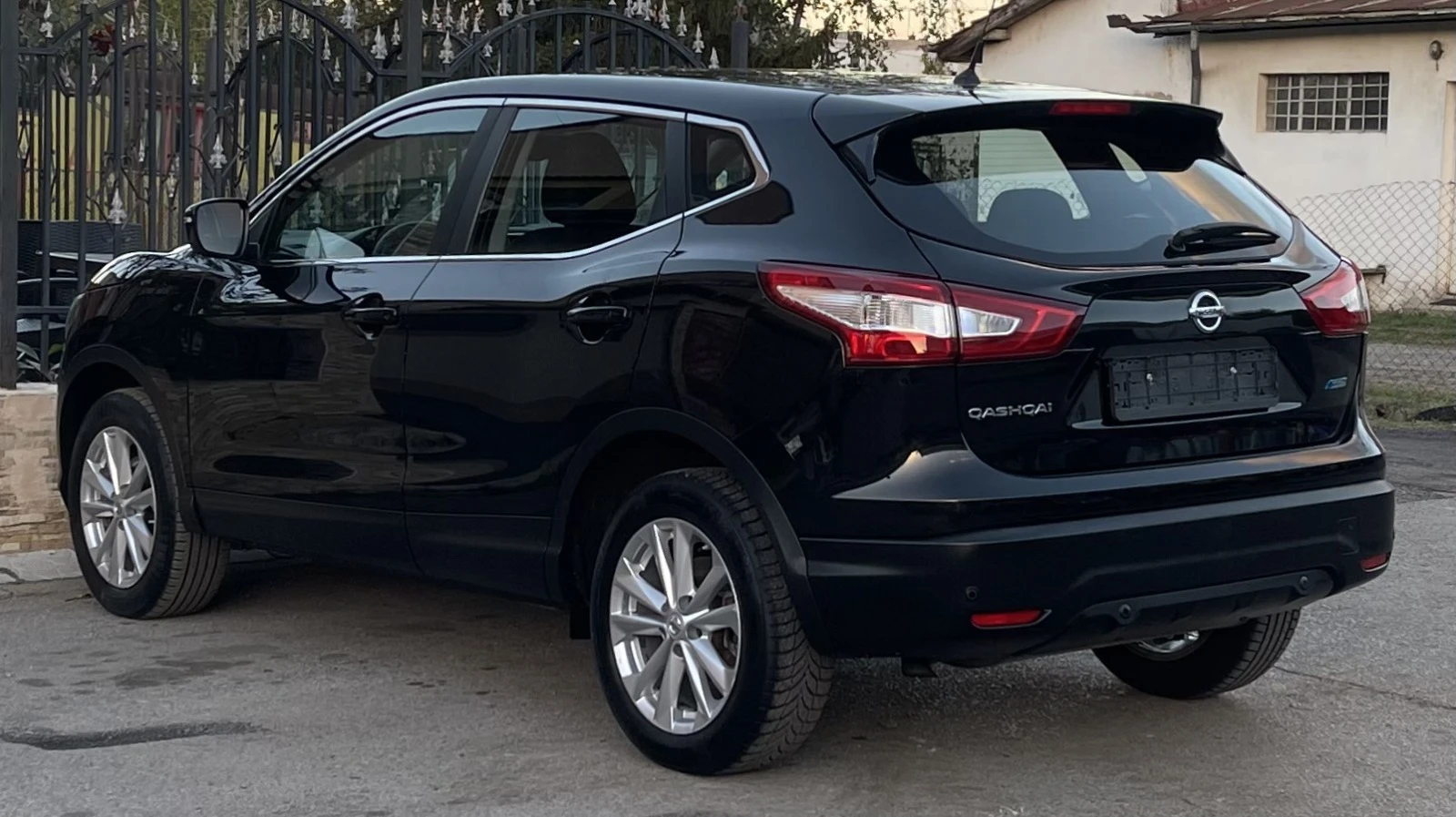 Nissan Qashqai 1.5 DCI PURE DRIVE  - изображение 6