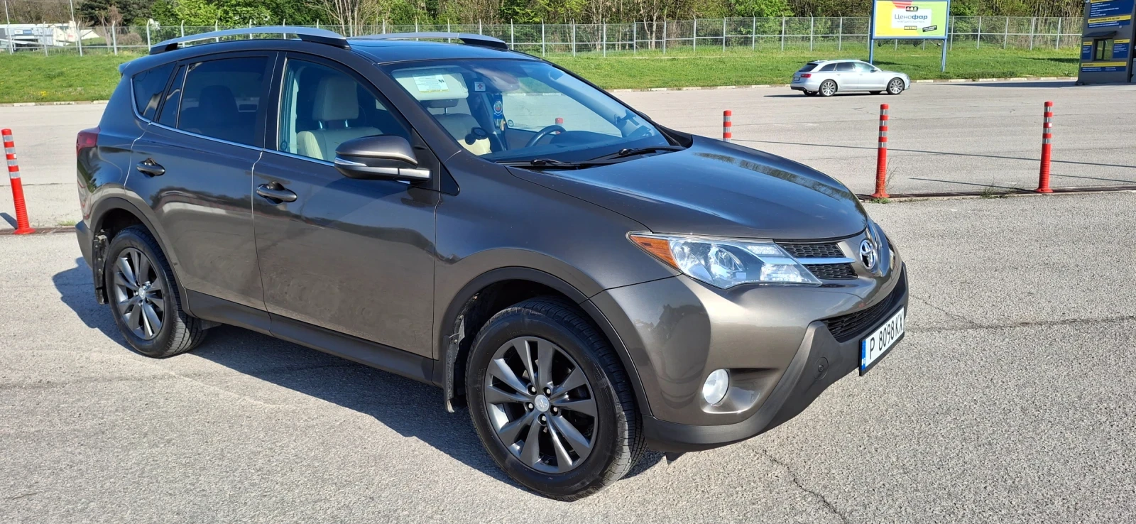 Toyota Rav4 Limited/ГАЗ/Камера - изображение 2