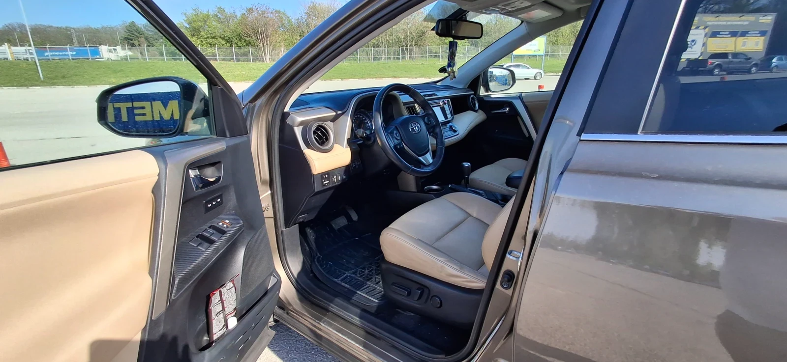 Toyota Rav4 Limited/ГАЗ/Камера - изображение 10
