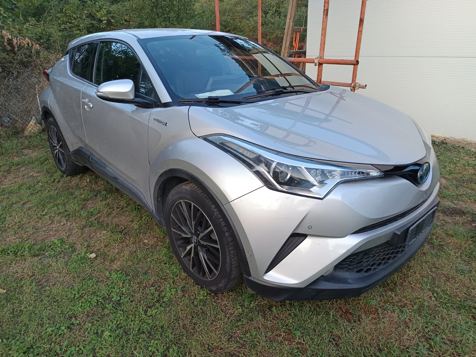 Toyota C-HR 1.8 Hybrid  - изображение 2