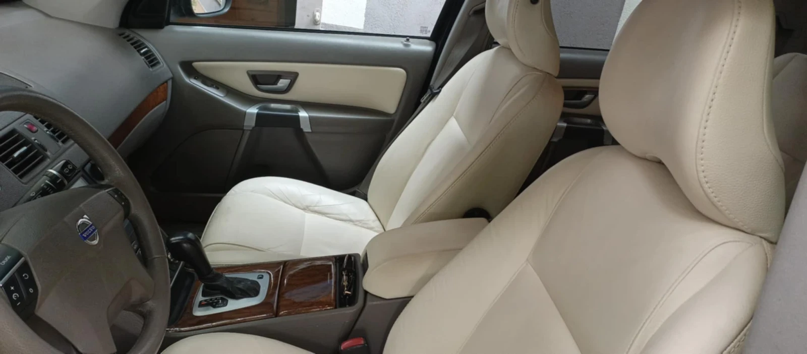 Volvo Xc90 5D - изображение 8