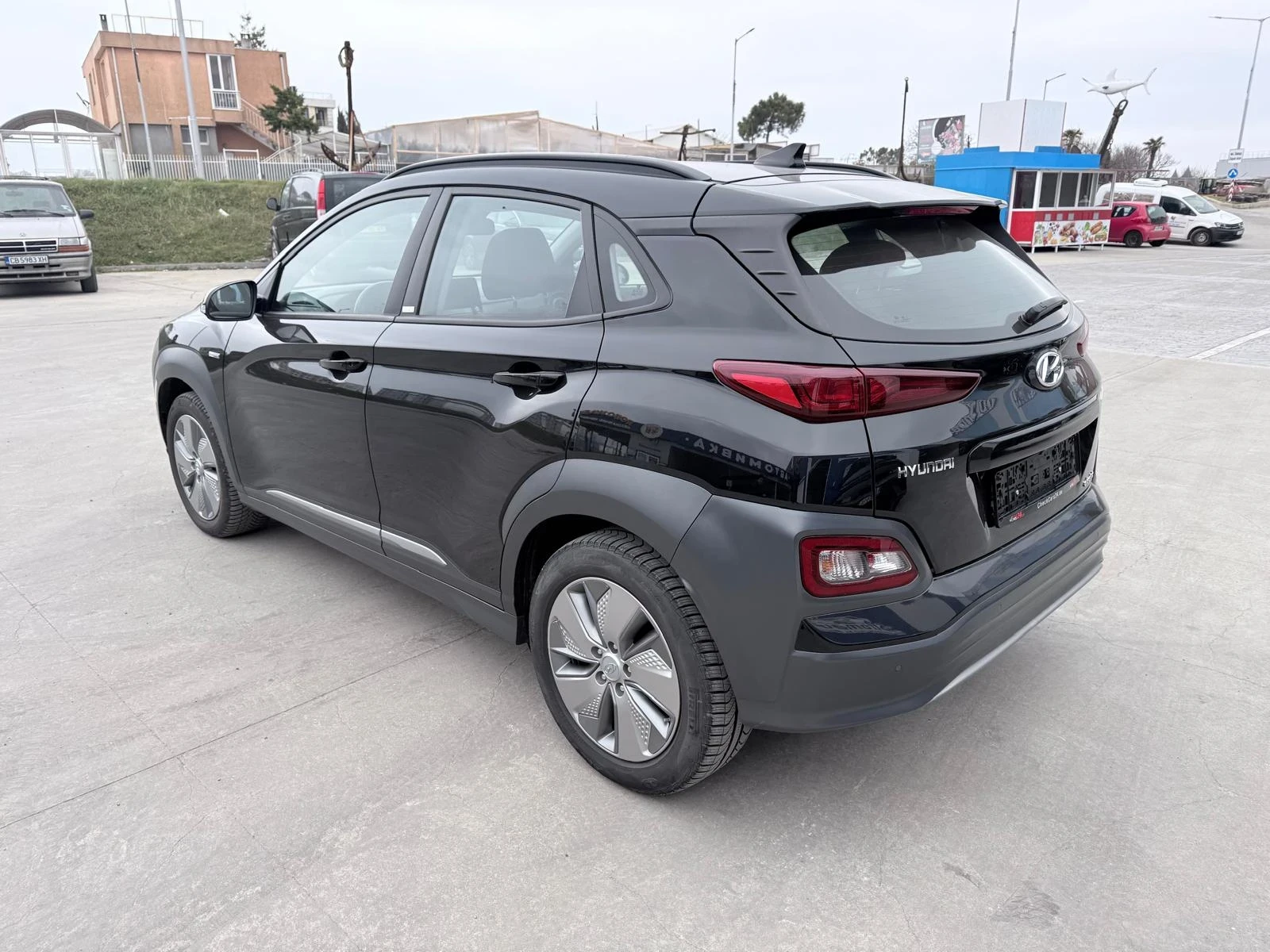 Hyundai Kona, снимка 8 - Автомобили и джипове - 53925310