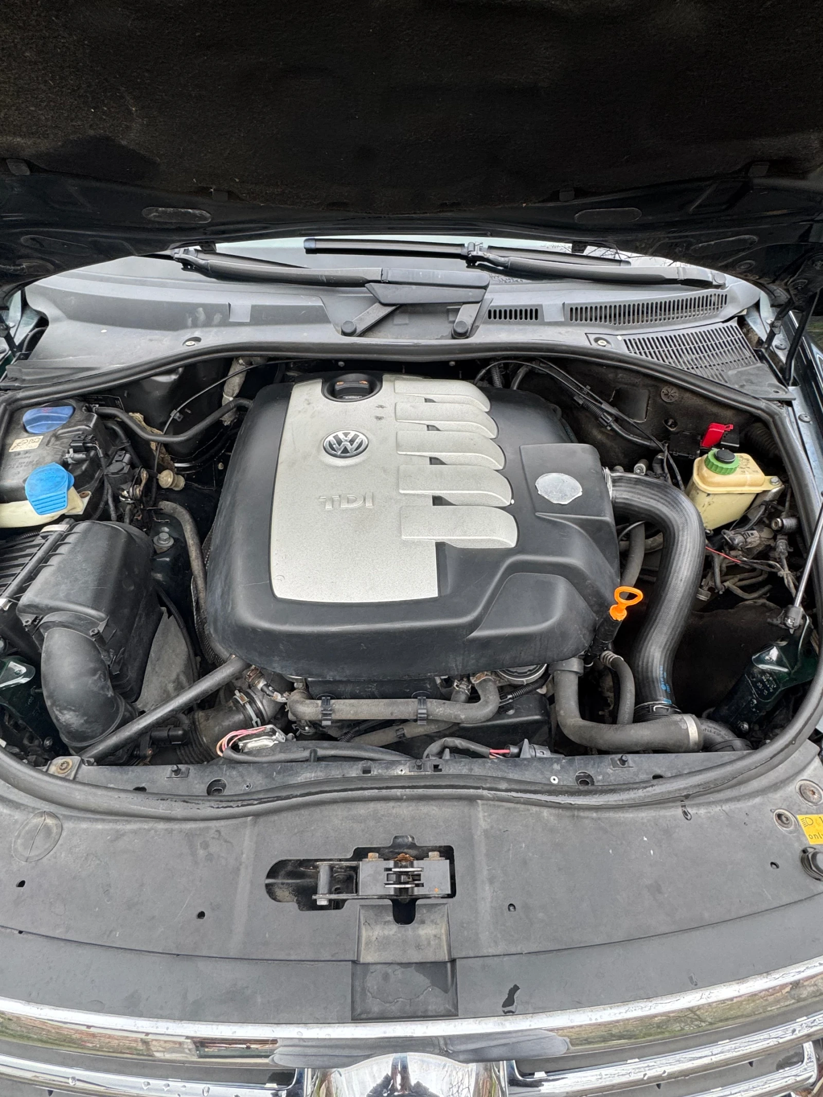 VW Touareg 2.5 4x4, снимка 15 - Автомобили и джипове - 54030296