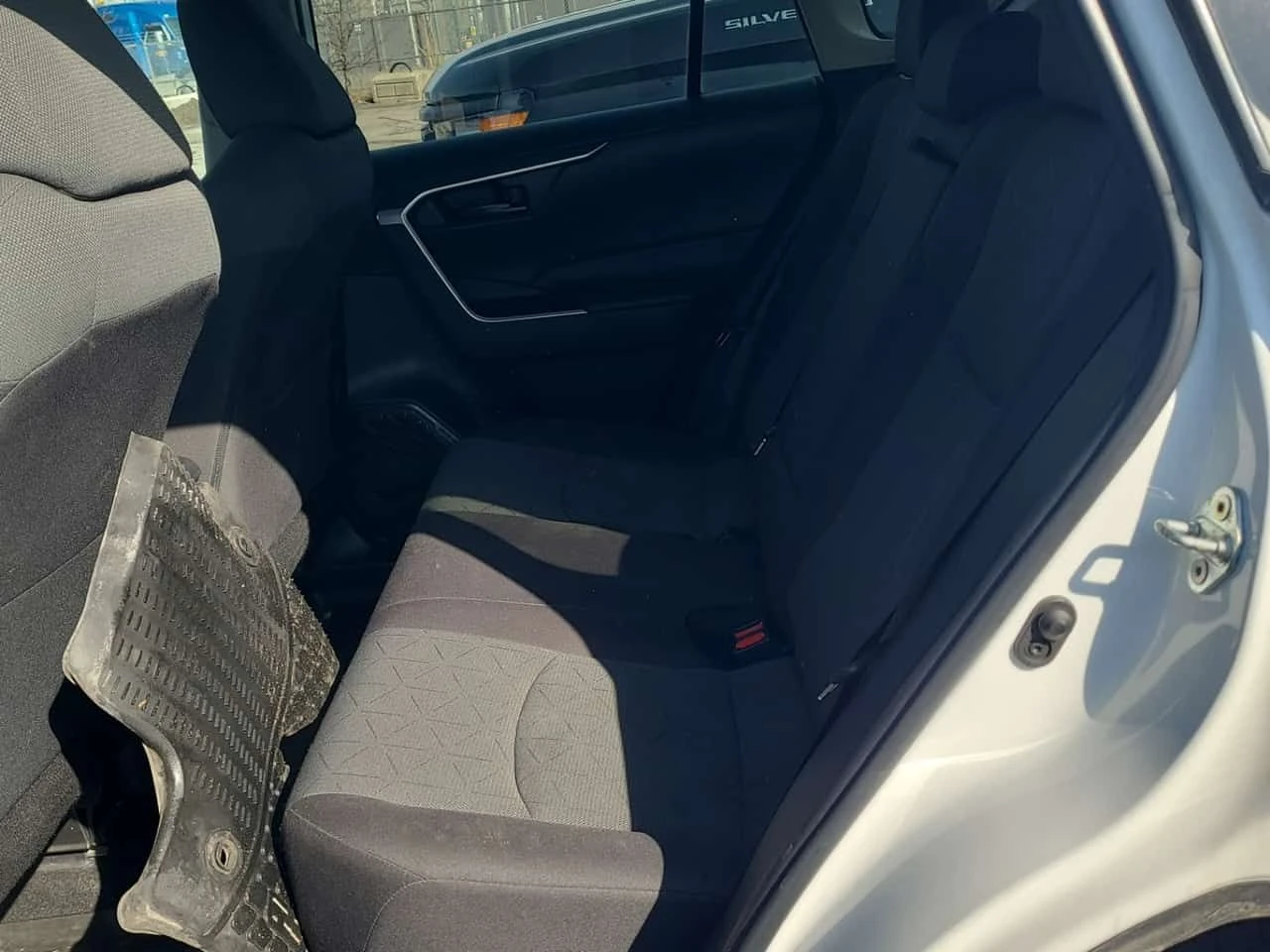 Toyota Rav4 * LE * CARFAX * 2 КЛЮЧА * ПОДГРЕВИ * , снимка 13 - Автомобили и джипове - 54194245