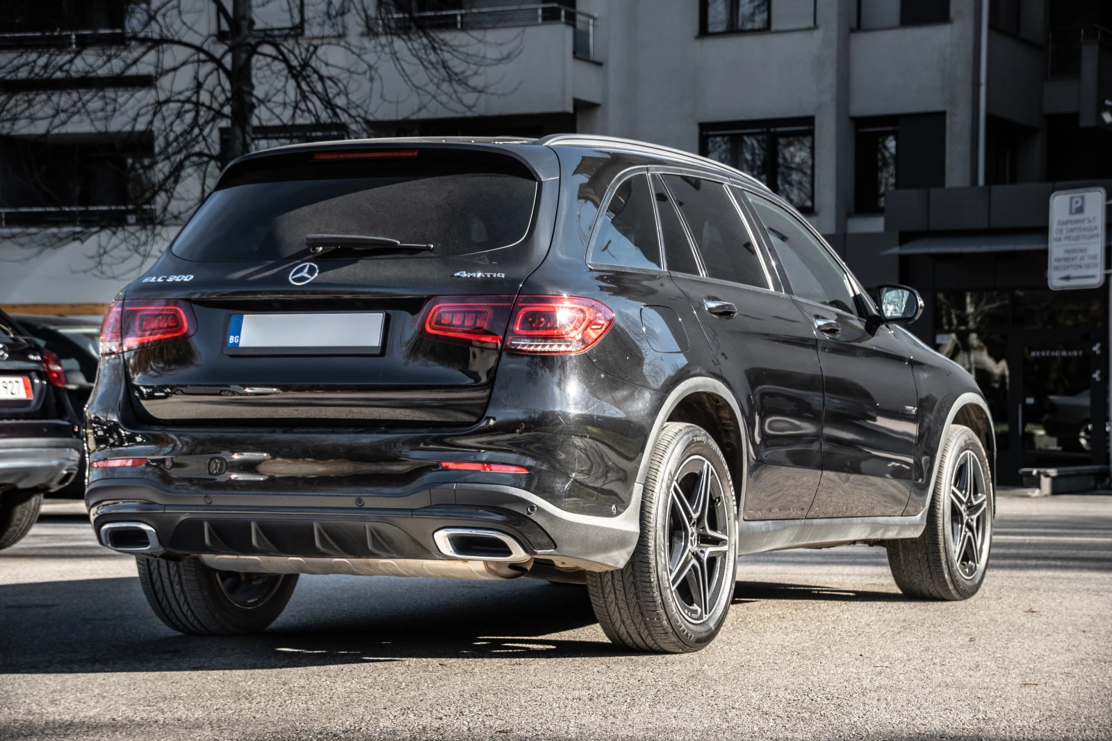 Mercedes-Benz GLC 300, снимка 5 - Автомобили и джипове - 54288925