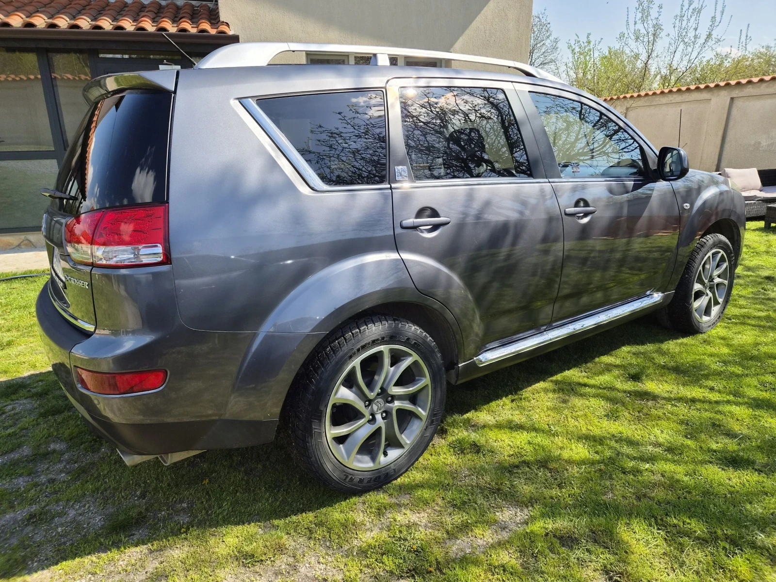 Citroen C-Crosser 2.4, снимка 4 - Автомобили и джипове - 54220322