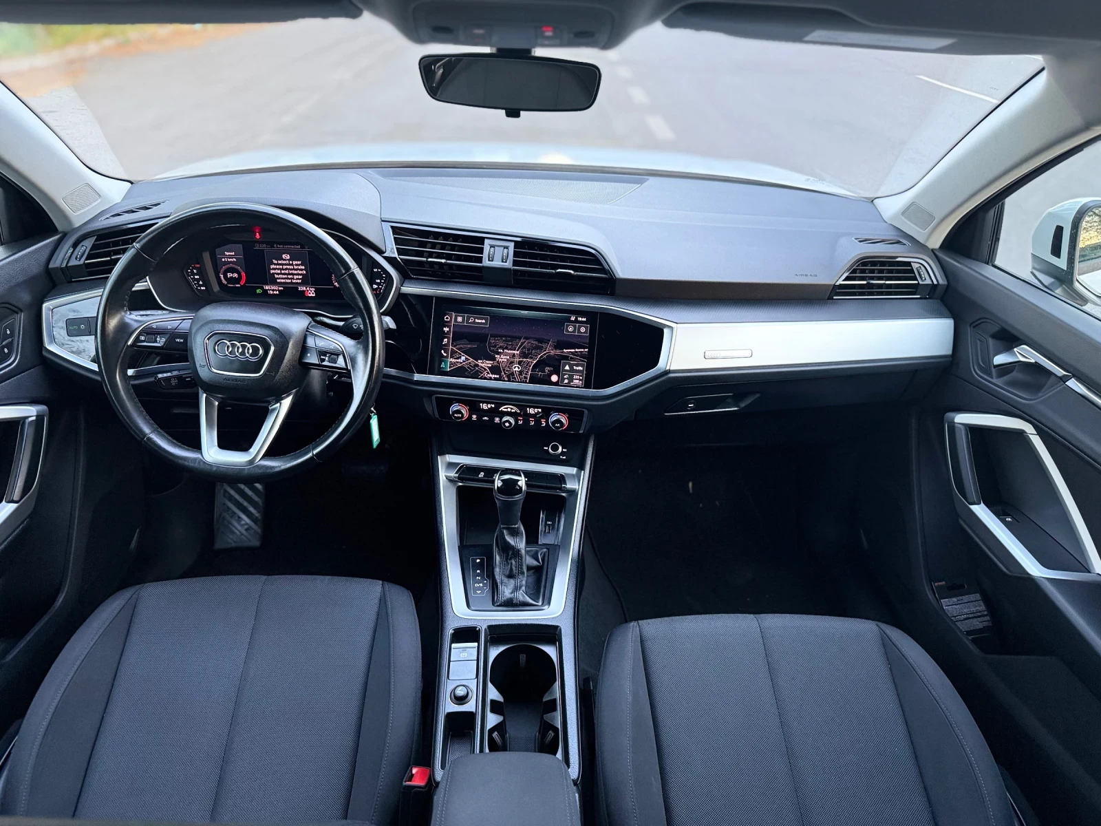 Audi Q3, снимка 3 - Автомобили и джипове - 54352476