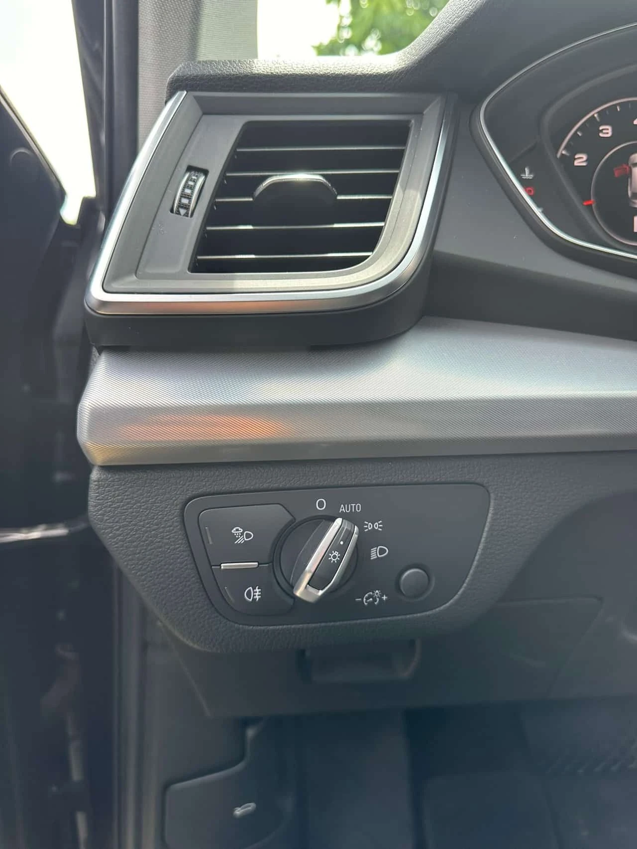Audi Q5 | Progressiv | ПОДГРЕВ | ПАНОРАМА | CARFAX | , снимка 15 - Автомобили и джипове - 54695480