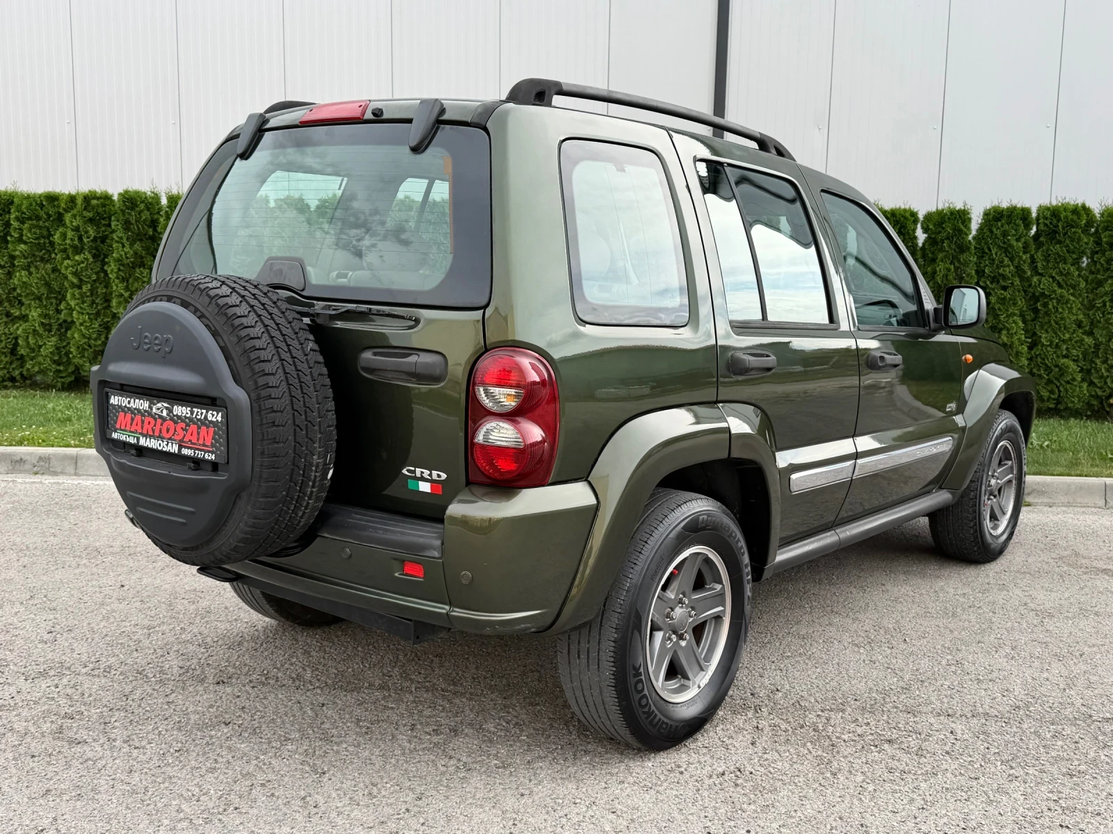 Jeep Cherokee 2.8 CRD/163 h.p/65th ANNIVERSARY EDITION/ИТАЛИЯ, снимка 6 - Автомобили и джипове - 54948481
