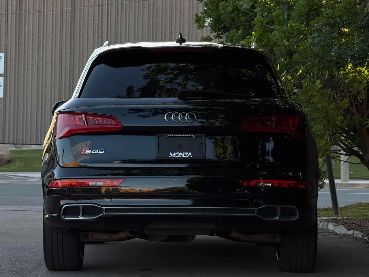 Audi SQ5 | Technik | DISTRONIC | 360 | B&O | HUD | , снимка 4 - Автомобили и джипове - 54955053