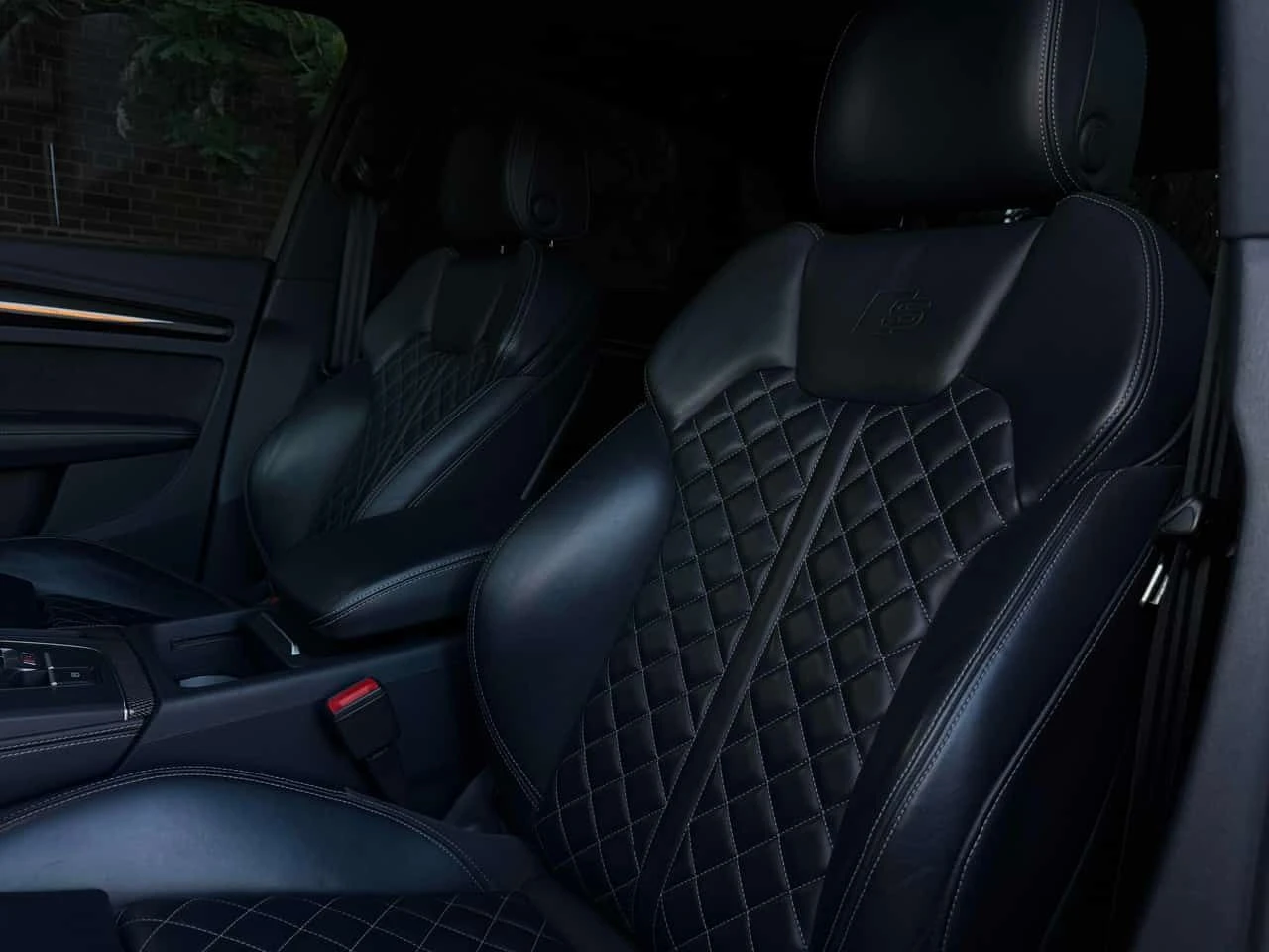 Audi SQ5 | Technik | DISTRONIC | 360 | B&O | HUD | , снимка 15 - Автомобили и джипове - 54955053