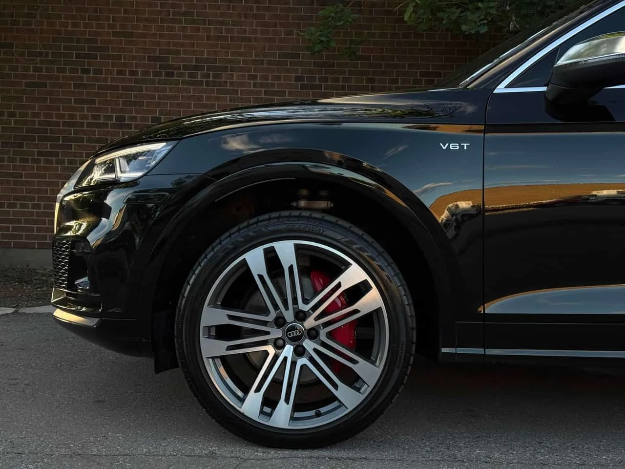 Audi SQ5 | Technik | DISTRONIC | 360 | B&O | HUD | , снимка 7 - Автомобили и джипове - 54955053