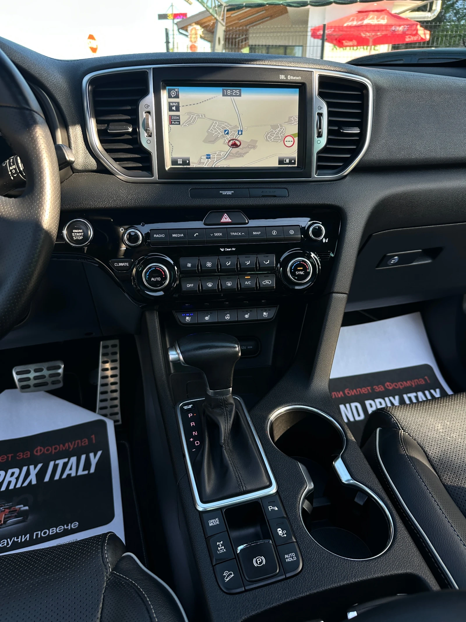Kia Sportage Gt Line* 4WD* Панорама* Камера* Led* , снимка 11 - Автомобили и джипове - 55486182