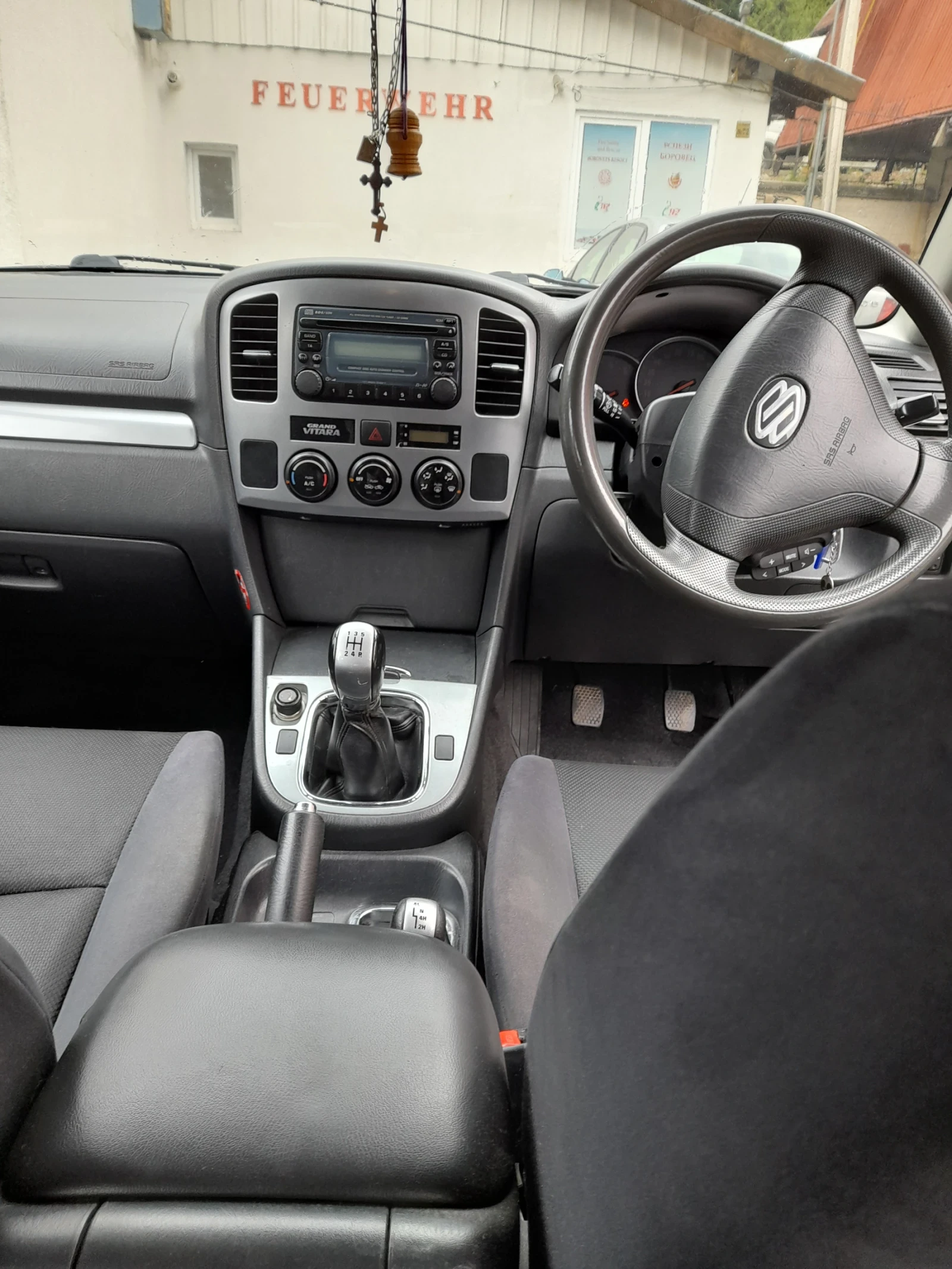 Suzuki Grand vitara, снимка 4 - Автомобили и джипове - 55503756
