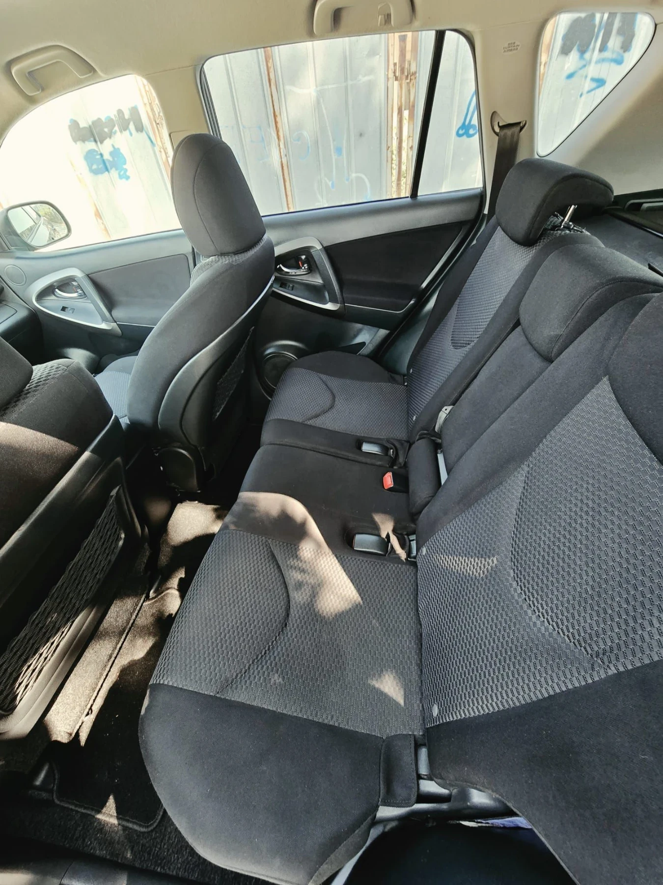 Toyota Rav4 Facelift 2.0 Valvematic 4x4, снимка 15 - Автомобили и джипове - 55708899