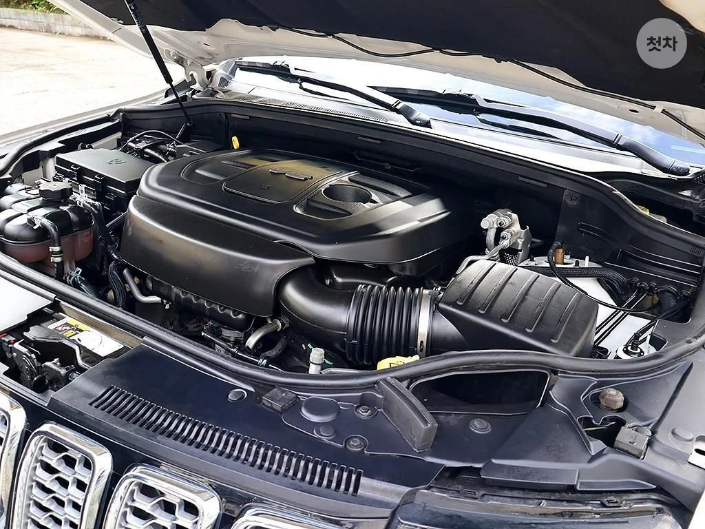 Jeep Grand cherokee 3.6 * SUMMIT* 4X4 FULL, снимка 5 - Автомобили и джипове - 55753050