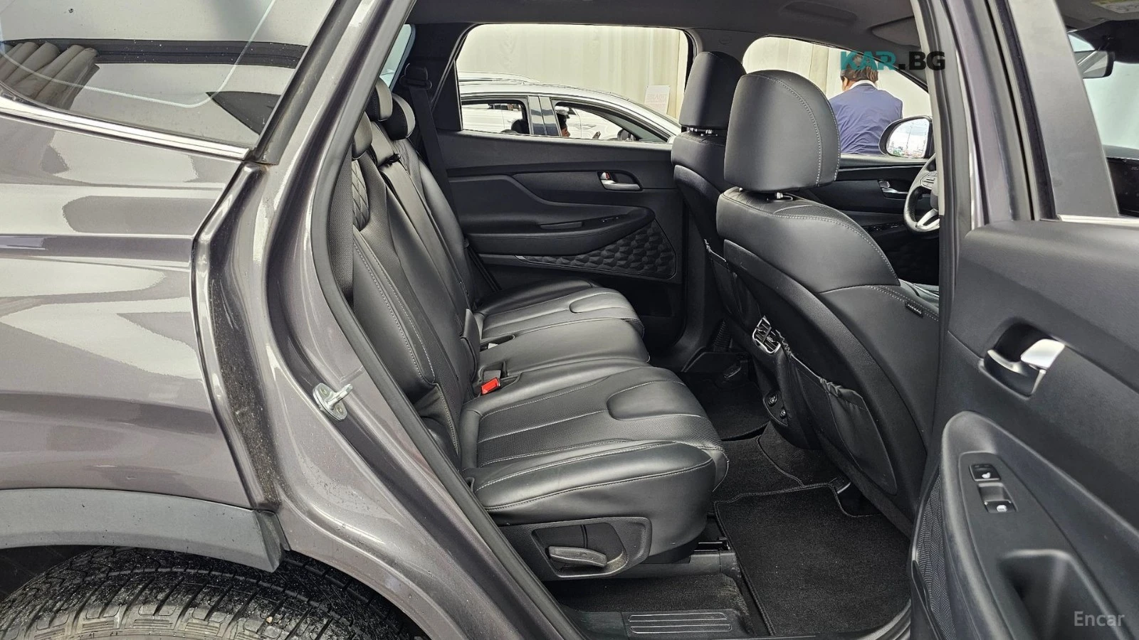 Hyundai Santa fe 2.2D Premium 4x4* ПОДГРЕВ* ОБДУХВАНЕ* КАМЕРА* , снимка 14 - Автомобили и джипове - 55900123