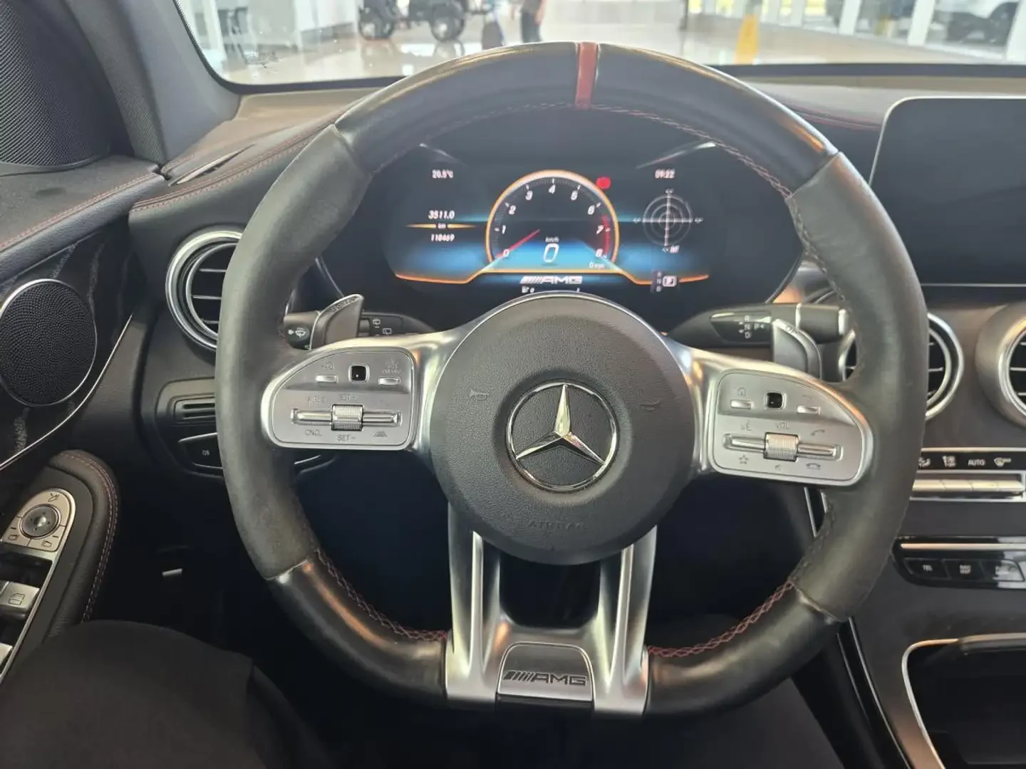 Mercedes-Benz GLC 43 AMG MANIFACTUR/INTELLIGENT PKG/NIGHT PKG/PREMIUM PKG.., снимка 9 - Автомобили и джипове - 56254019