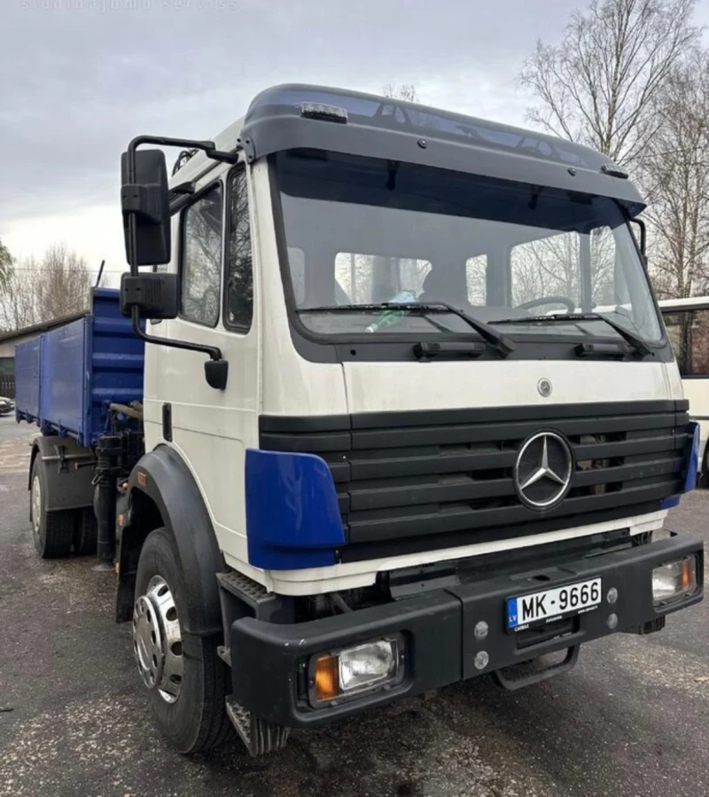 Mercedes-Benz 1824 Тристранен самосвал, снимка 2 - Камиони - 53371173