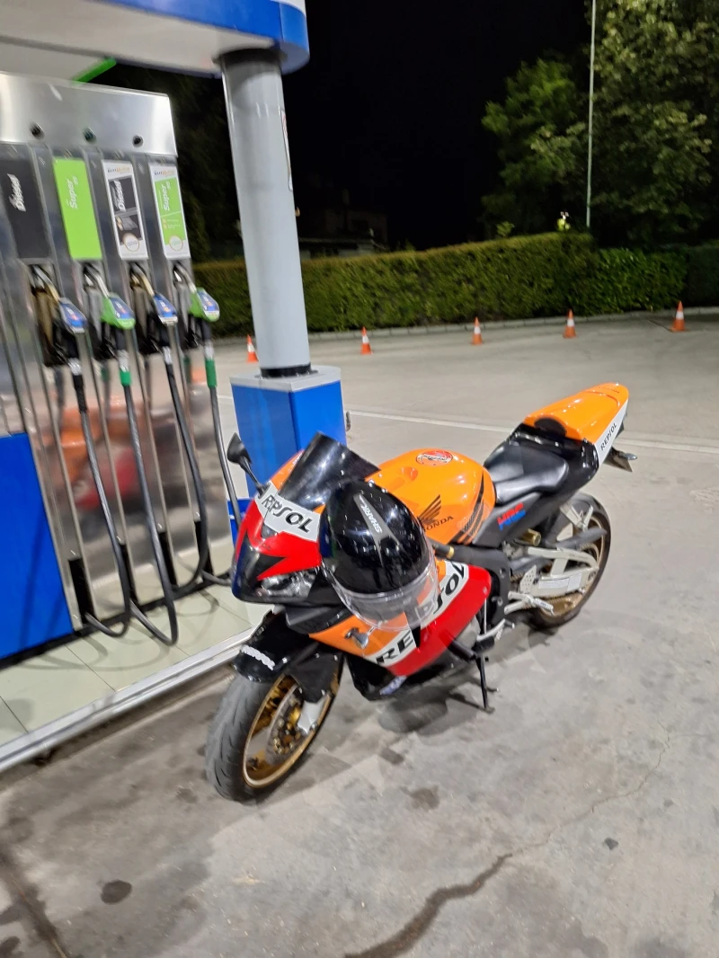 Honda Cbr 600rr, снимка 2 - Мотоциклети и мототехника - 53000397