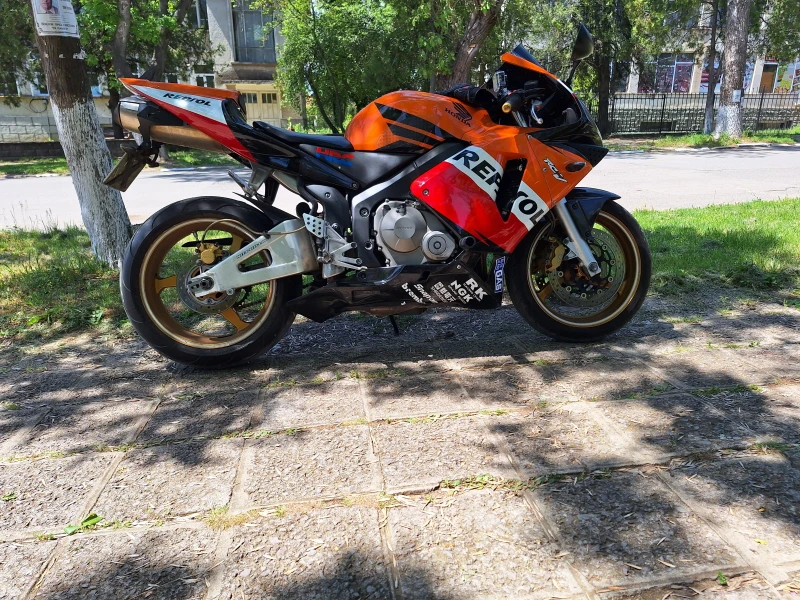 Honda Cbr 600rr, снимка 4 - Мотоциклети и мототехника - 53000397