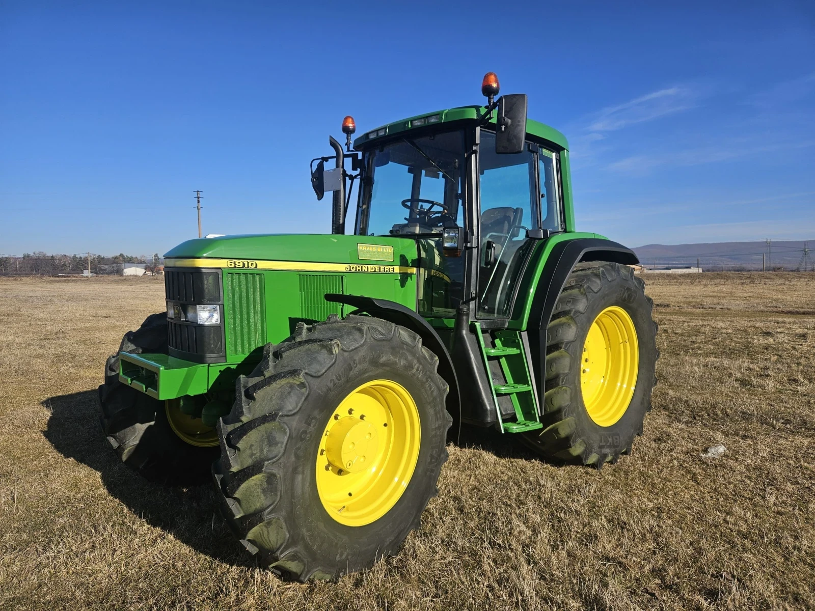 Трактор John Deere 6910 - изображение 2