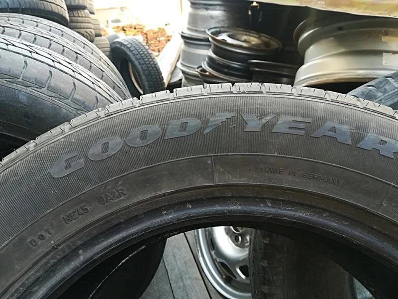 Гуми Летни 235/60R18, снимка 6 - Гуми и джанти - 24536375