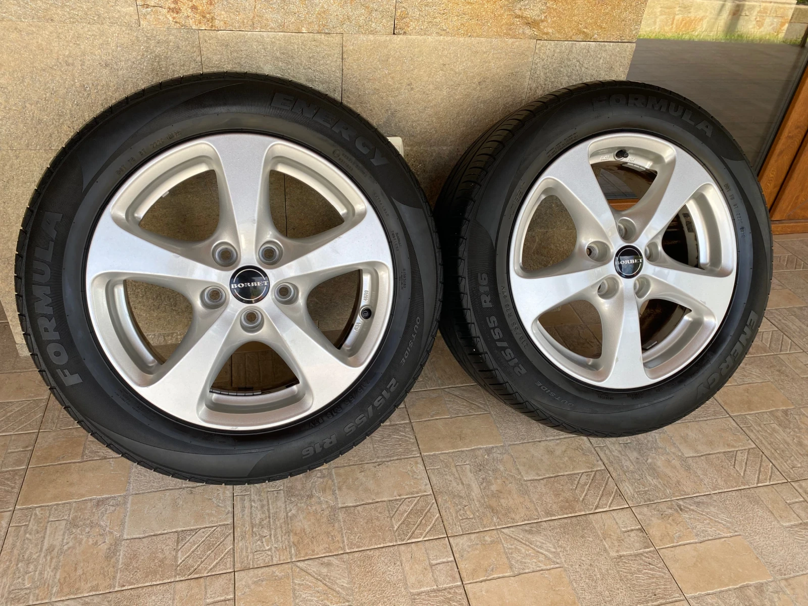 Гуми с джанти BF Goodrich 215/55R16, снимка 6 - Гуми и джанти - 54765551