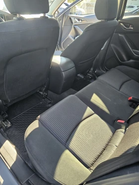 Mazda 3 2.2 Skyactive, снимка 14