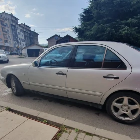 Mercedes-Benz E 200 Копресор-Авангард, снимка 5