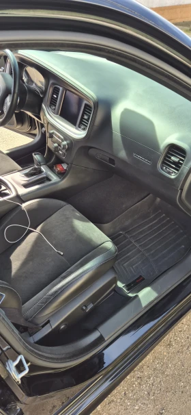 Dodge Charger - 28000 € / 54763.24 лв. - 43269156 11