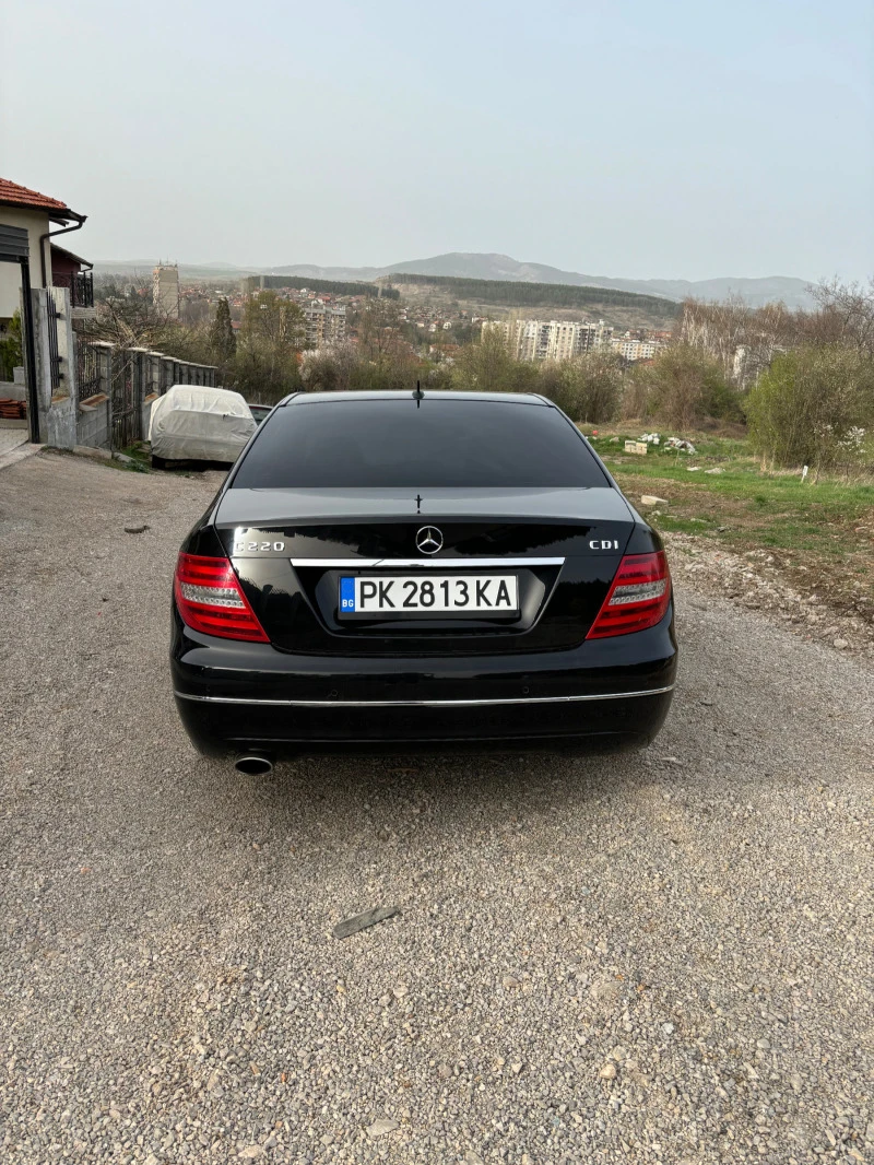 Mercedes-Benz C 220 * TOP* FULL* 7G-Tronic* EURO 5A* , снимка 5 - Автомобили и джипове - 48199131