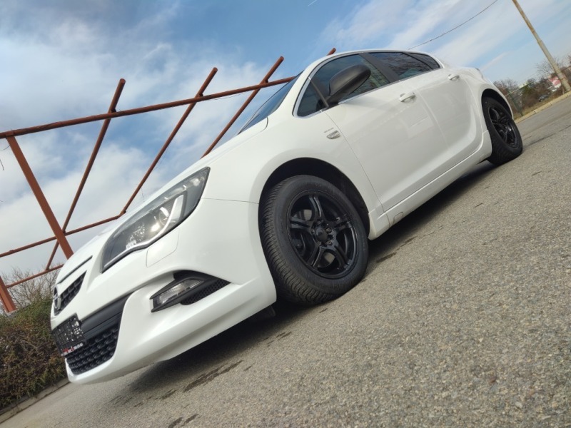 Opel Astra 1.6iTURBO SPORT* 180к.с* SWISS* , снимка 10 - Автомобили и джипове - 45498329