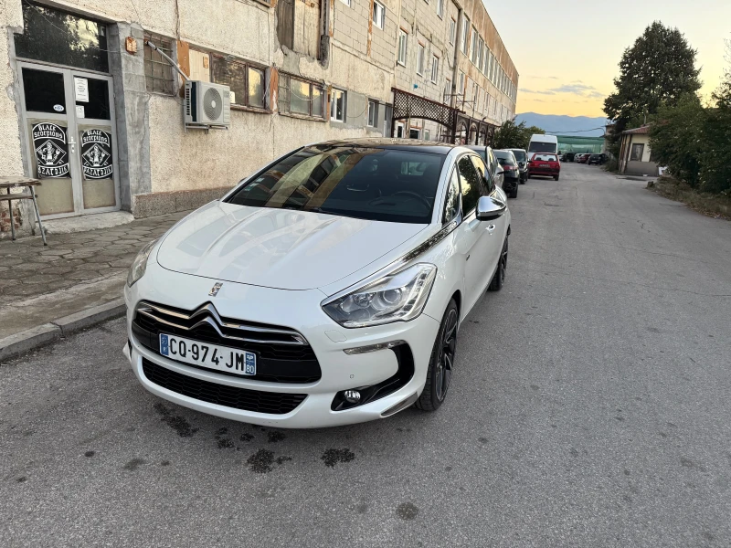 Citroen DS5 2.0 HDI Hybrid4 SportChic, снимка 4 - Автомобили и джипове - 47412233