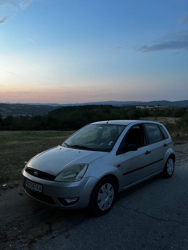 Ford Fiesta, снимка 2 - Автомобили и джипове - 48082043