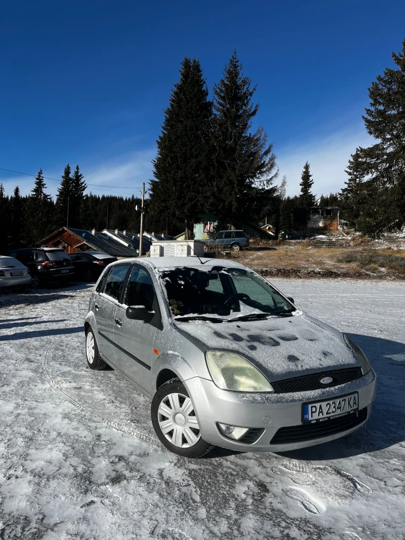 Ford Fiesta, снимка 1 - Автомобили и джипове - 48082043