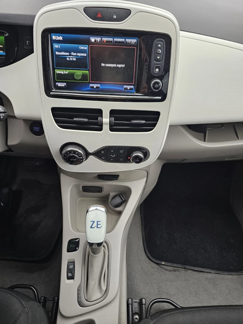 Renault Zoe 42 kWh Z.E. 100% electric, снимка 9 - Автомобили и джипове - 48316896