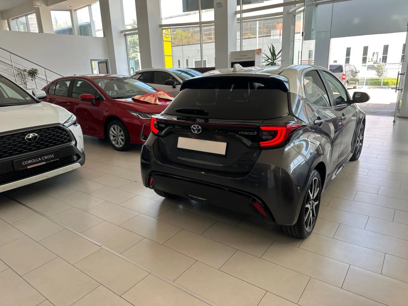 Toyota Yaris Bitone, Head-up , снимка 5 - Автомобили и джипове - 49928545